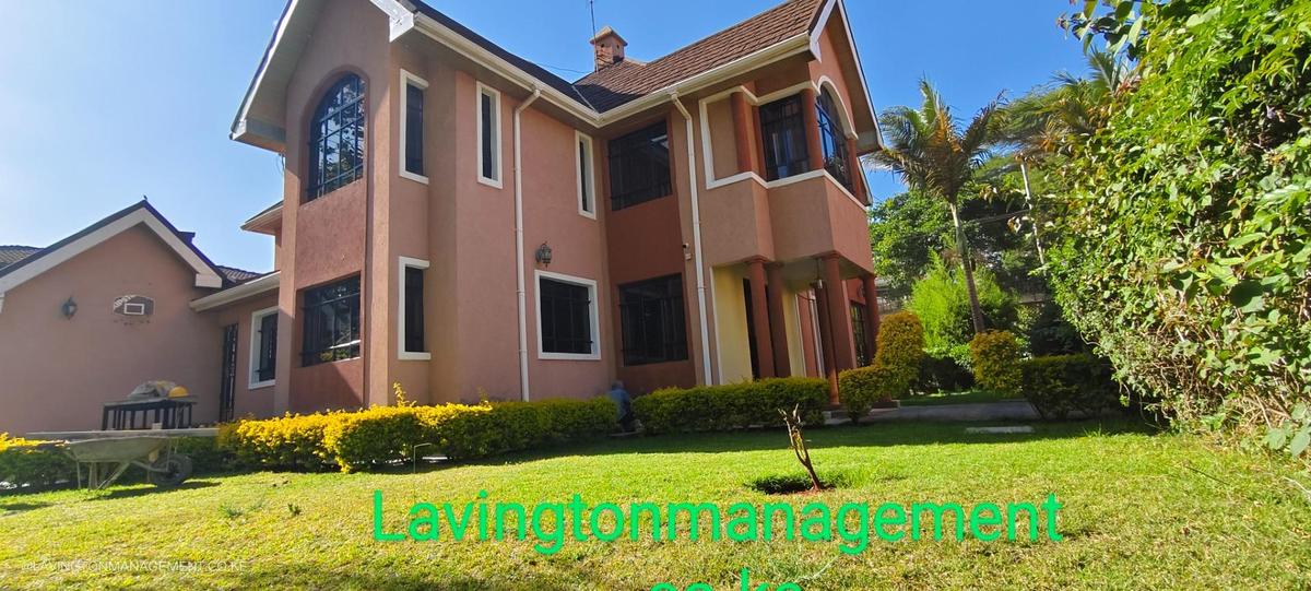 4 Bed House with En Suite at Lavington Green - 3