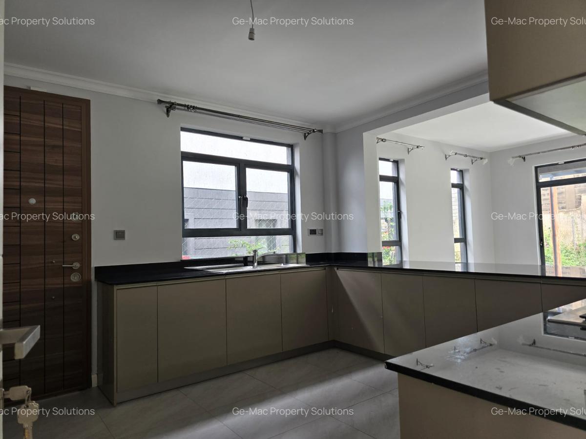 4 Bed House with En Suite in Kiambu Road - 13
