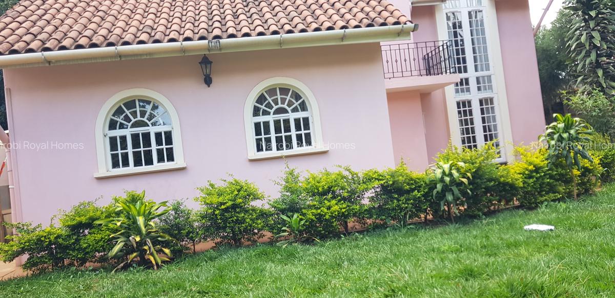 5 Bed Townhouse with En Suite at Gichugu Road - 4
