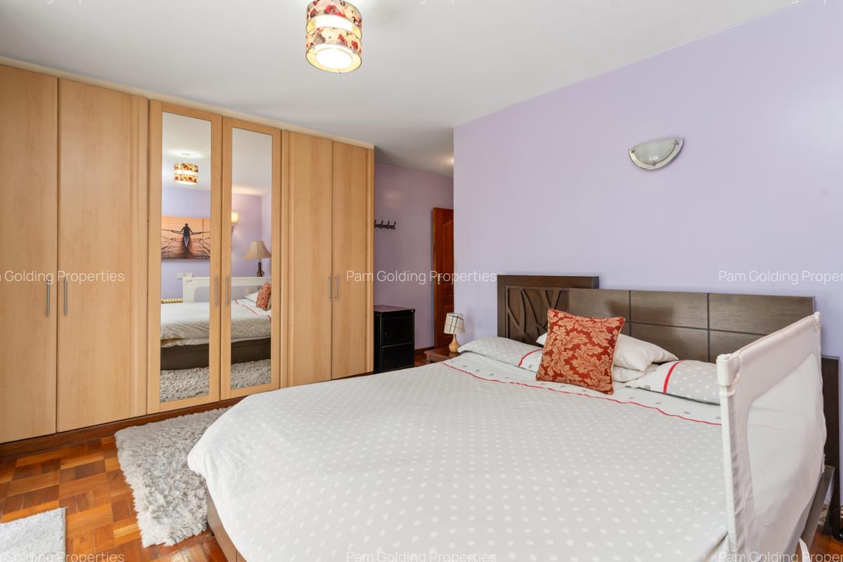 3 Bed Apartment with En Suite at Westlands Avenue - 12
