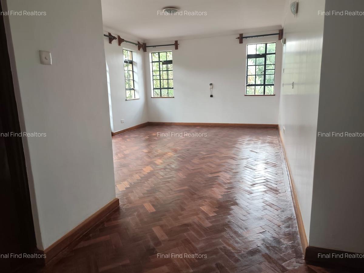 4 Bed Townhouse with En Suite in Kitisuru - 20