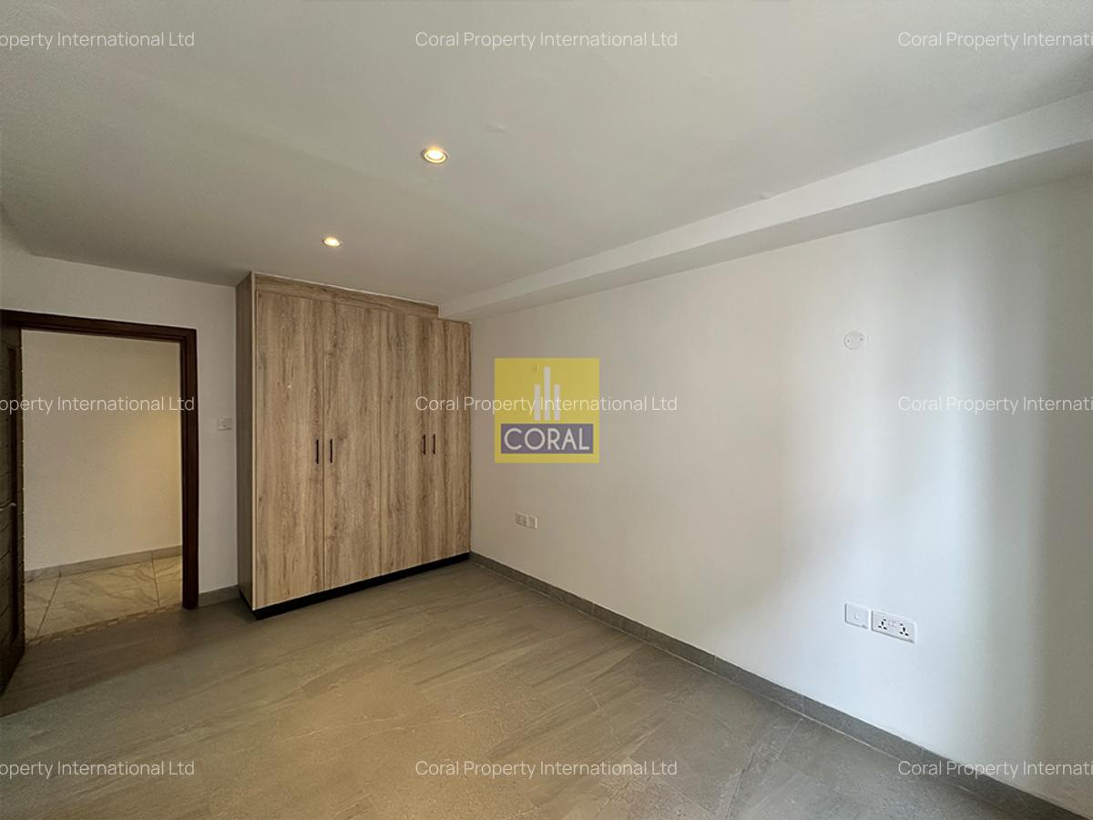 4 Bed Apartment in General Mathenge - 11