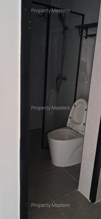 2 Bed Apartment with En Suite at David Oseli Road - 7