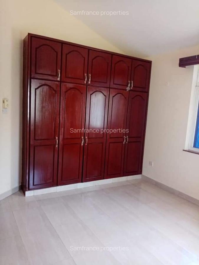 4 Bed Townhouse with En Suite at Baobab Road - 8