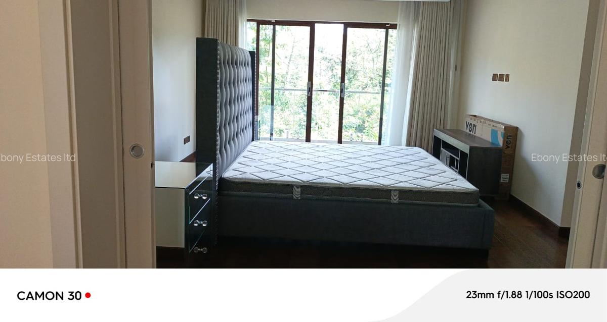 5 Bed Townhouse with En Suite in Lavington - 18