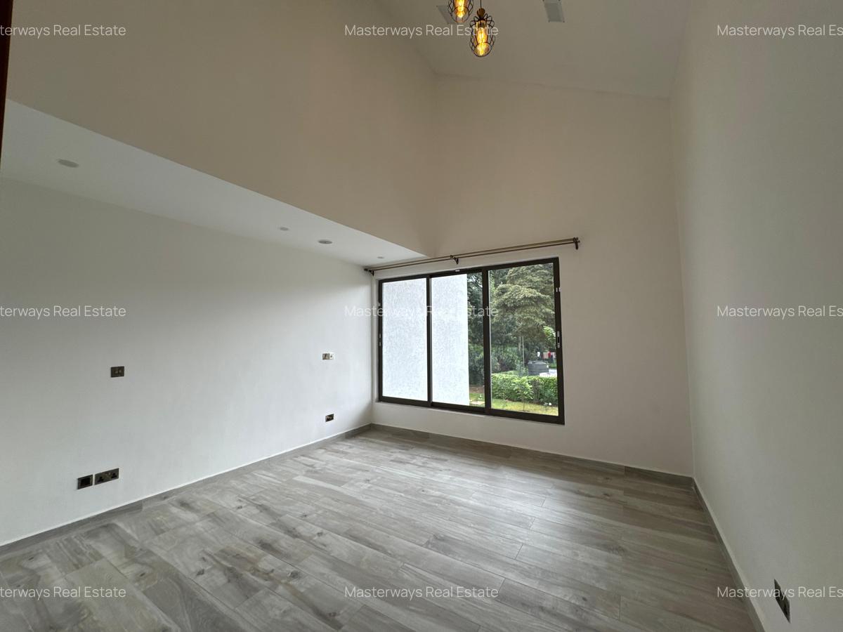 4 Bed Villa with En Suite at Ndege Road - 16