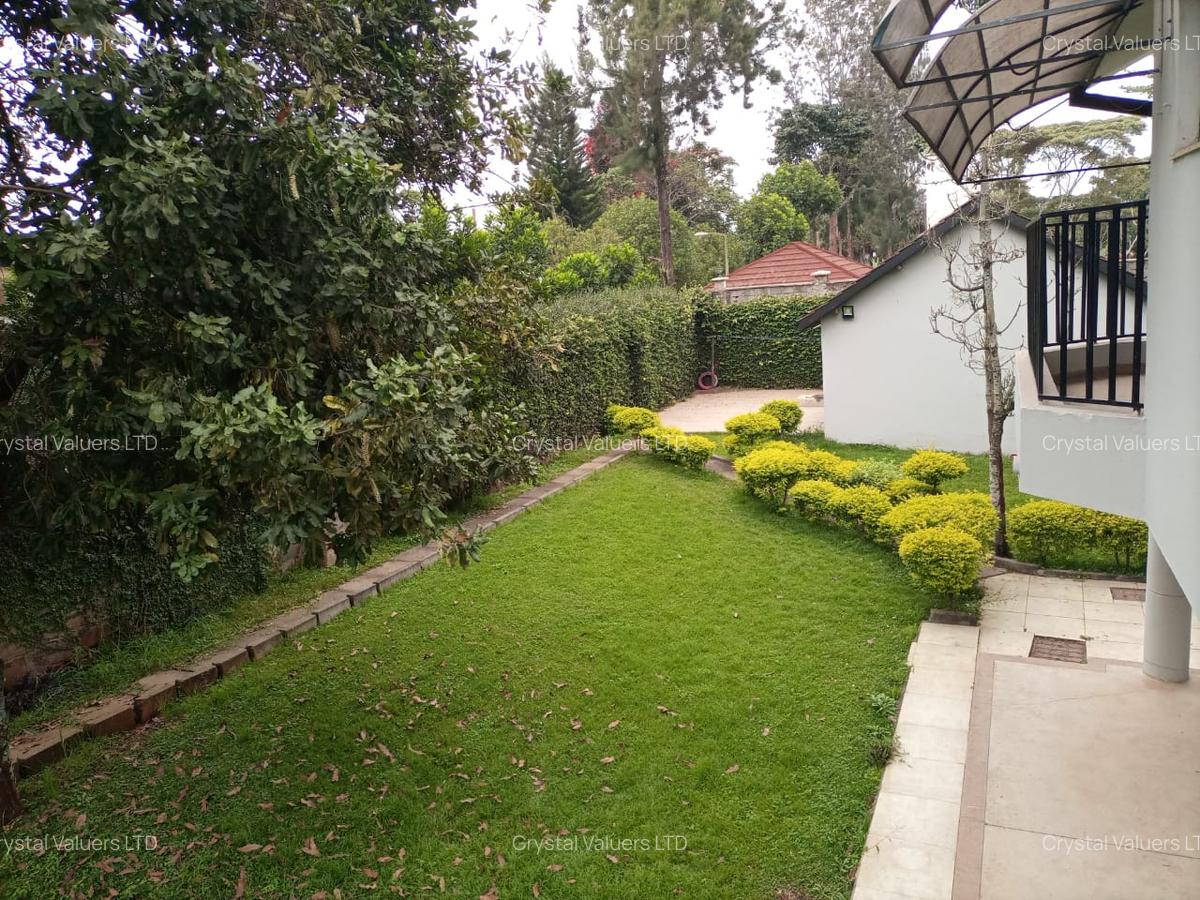 6 Bed House with En Suite in Nyari - 8