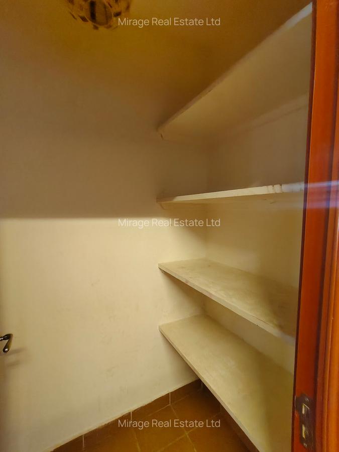 4 Bed Apartment with En Suite in Kilimani - 15
