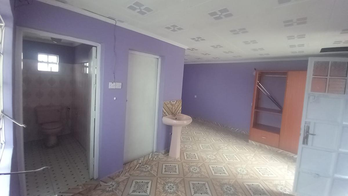 2 Bed Townhouse with En Suite at Donholm Phase 8 - 12