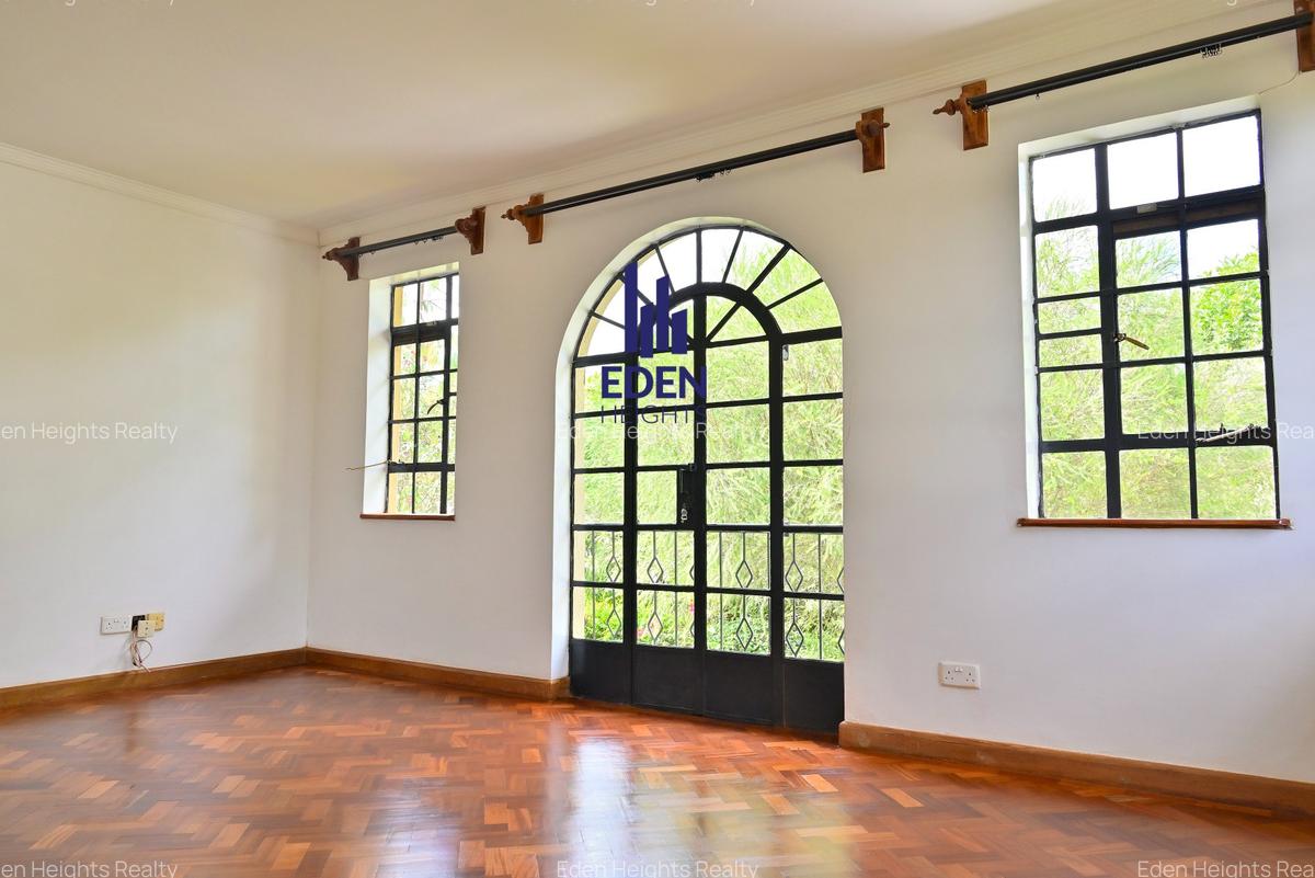 4 Bed Townhouse with En Suite in Kitisuru - 8