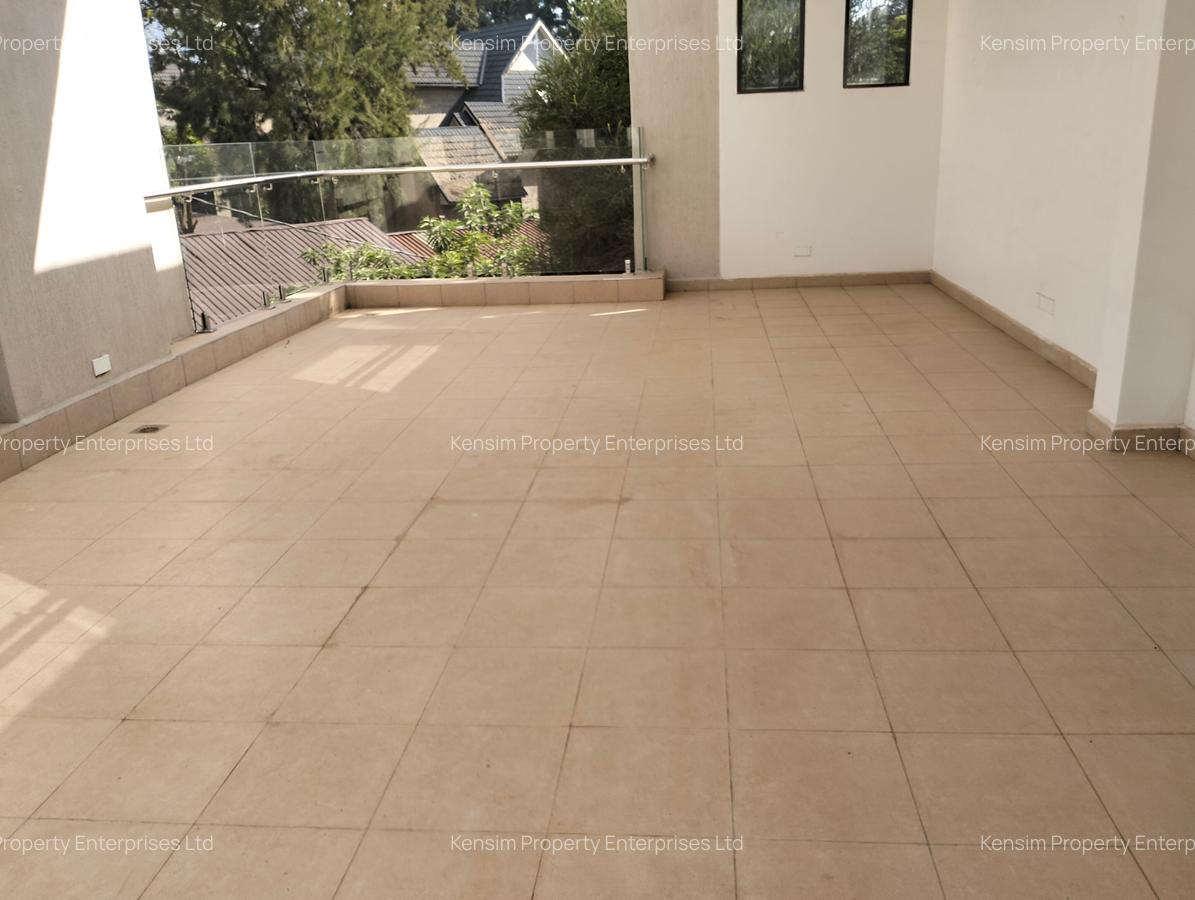 6 Bed Townhouse with En Suite in Lavington - 7