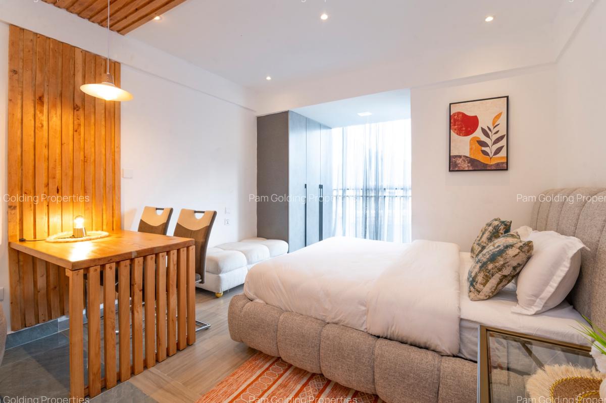 Furnished 1 Bed Apartment with En Suite in Riverside - 13