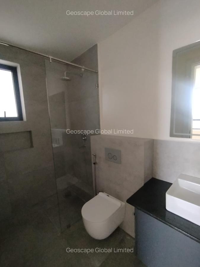 3 Bed Apartment with En Suite in General Mathenge - 9