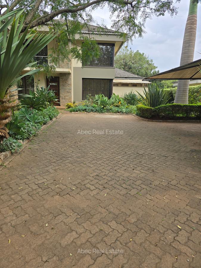 4 Bed House with En Suite at Ridgeways Lane - 3