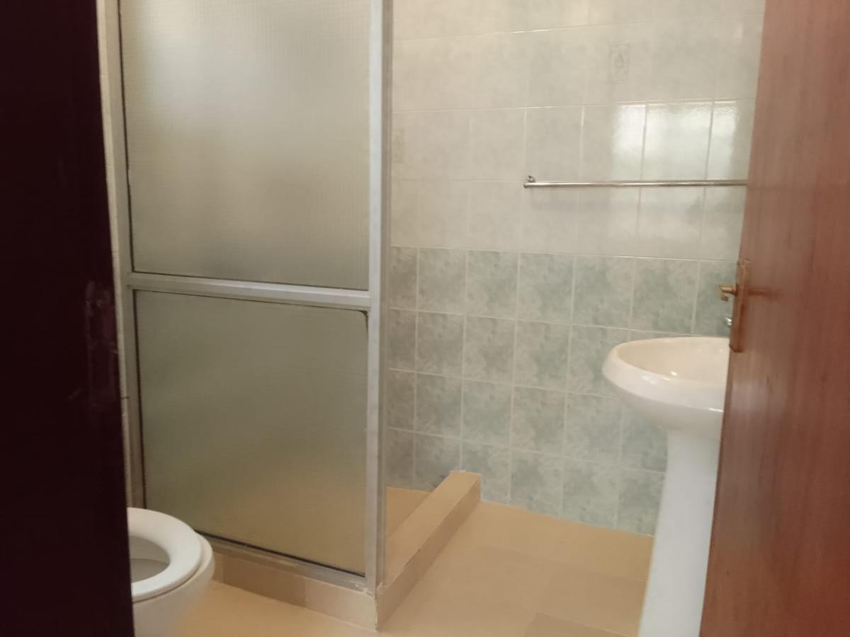 4 Bed Villa with En Suite in Westlands Area - 5
