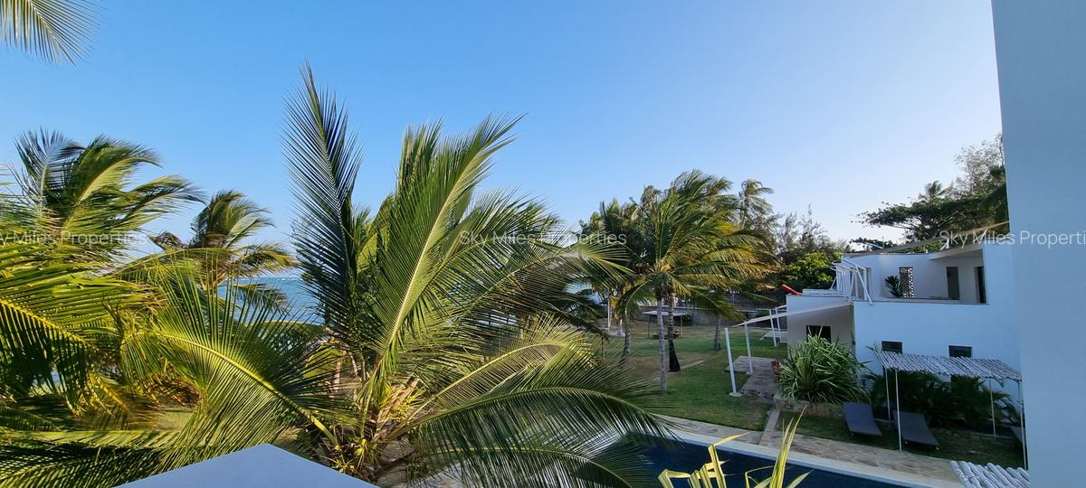 Serviced 2 Bed Apartment with En Suite at Kikambala - 5