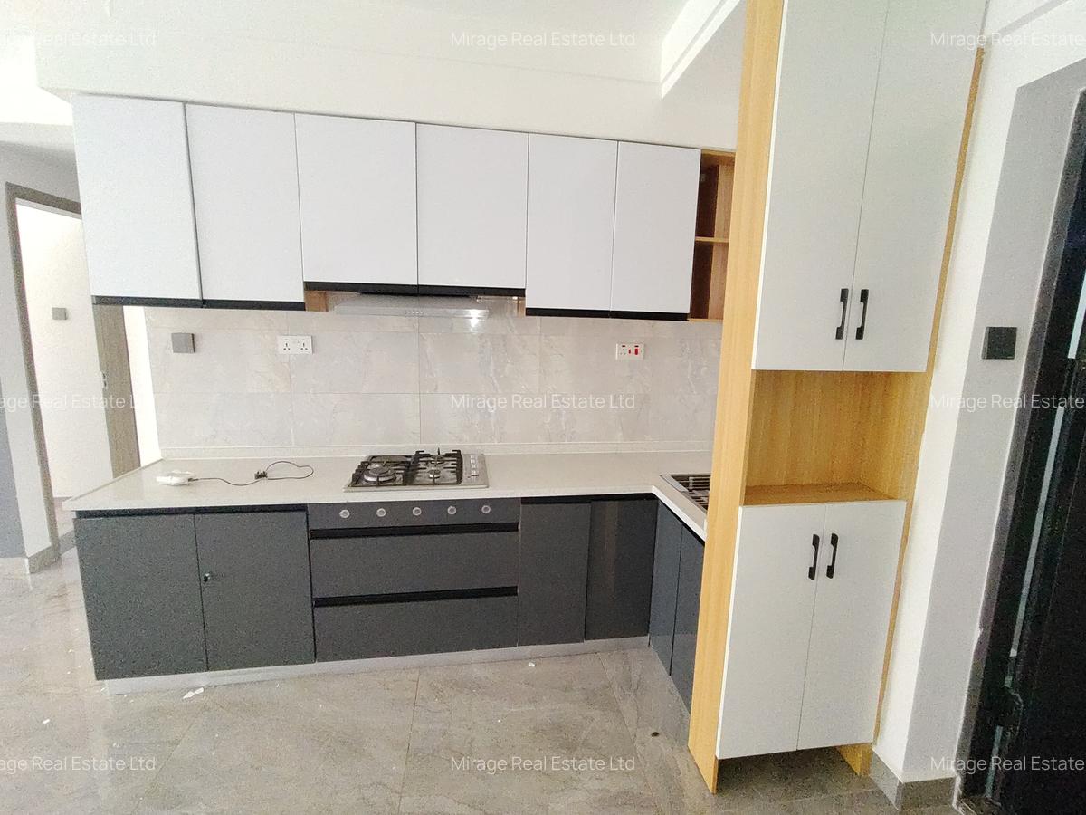 2 Bed Apartment with Gym in Kilimani - 2