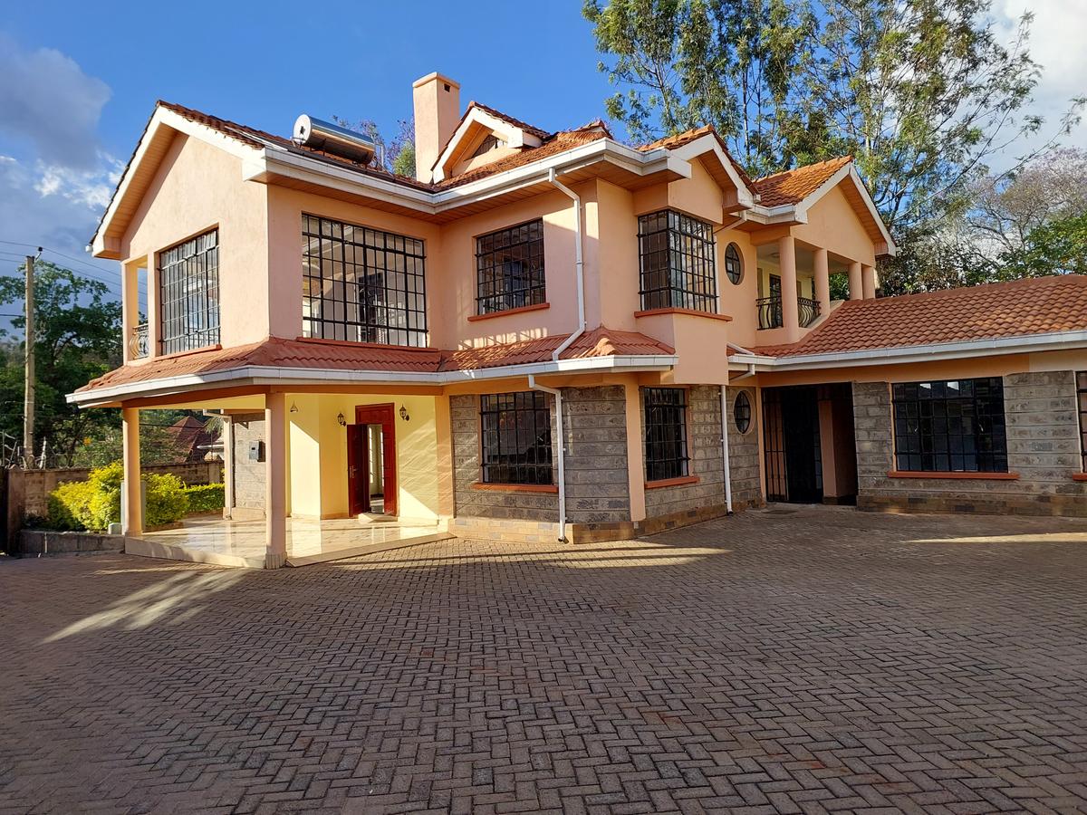 5 Bed Townhouse with En Suite at Convent Drive - 4