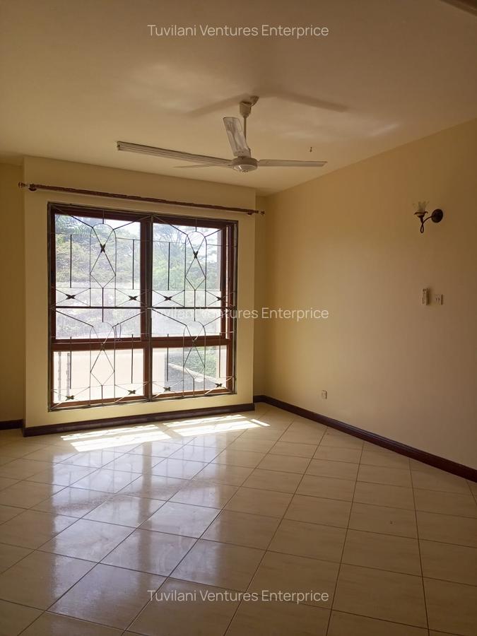 Serviced 3 Bed Apartment with En Suite at Nyali Mombasa - 7