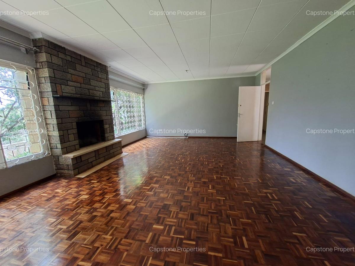 4 Bed House with En Suite in Kyuna - 10