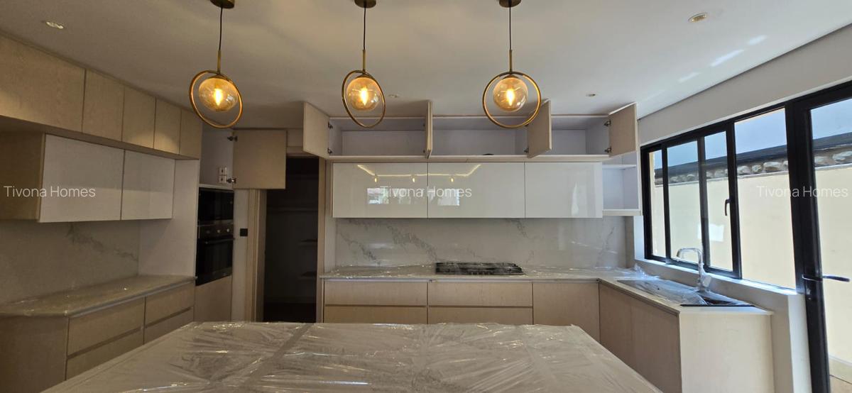 6 Bed House with Staff Quarters in Lavington - 9