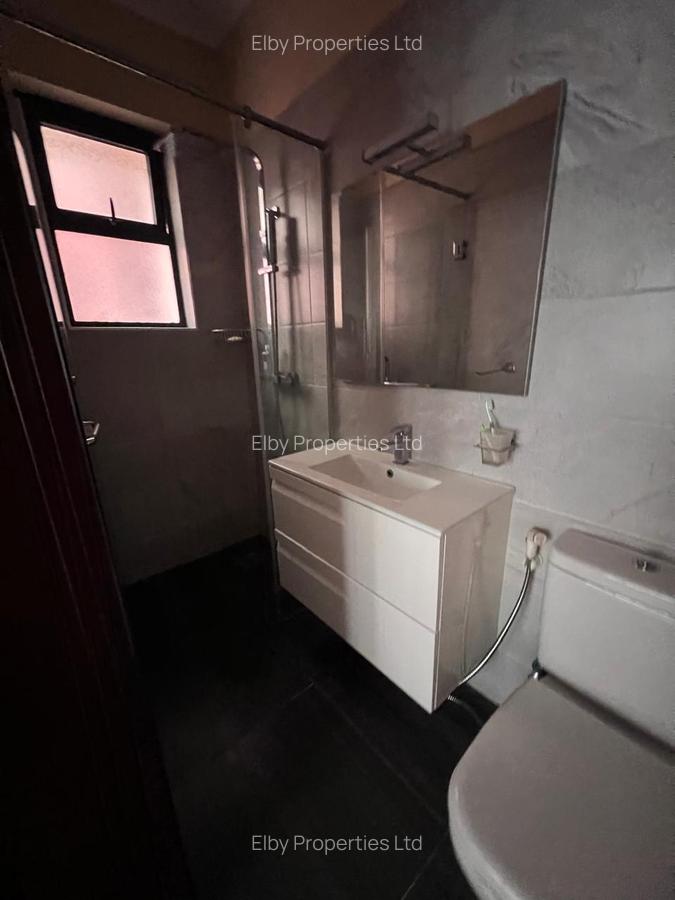 Serviced 6 Bed Apartment with En Suite in Parklands - 18