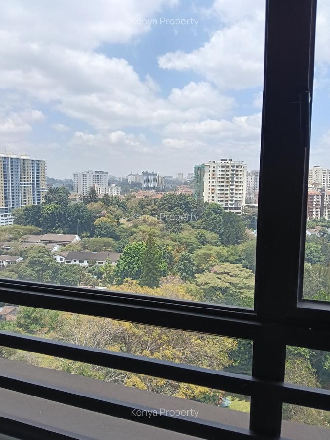 3 Bed Apartment with En Suite at Riverside Drive - 16