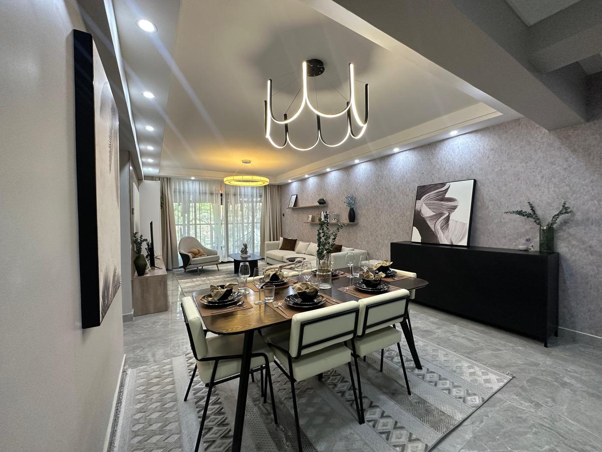 2 Bed Apartment with En Suite in Lavington - 8
