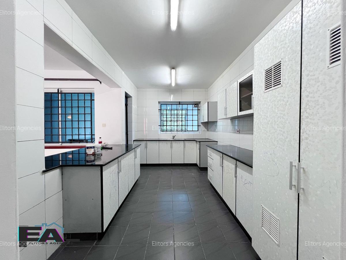 3 Bed Apartment with En Suite at Raphta Road - 4