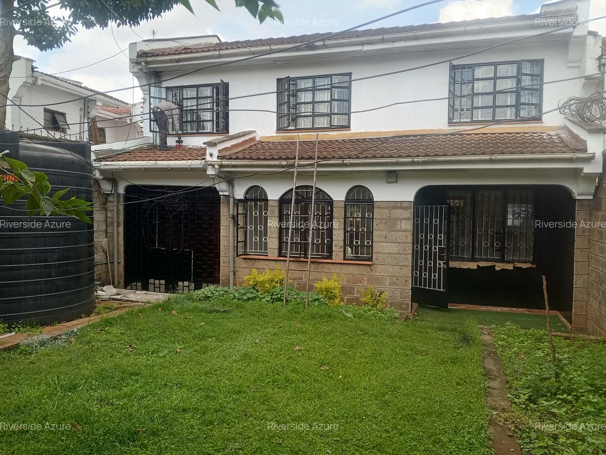 4 Bed Townhouse with En Suite at Westlands - 3