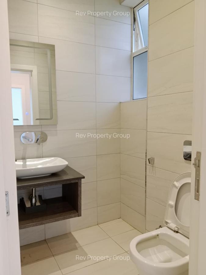 Serviced 3 Bed Apartment with En Suite in Westlands Area - 14