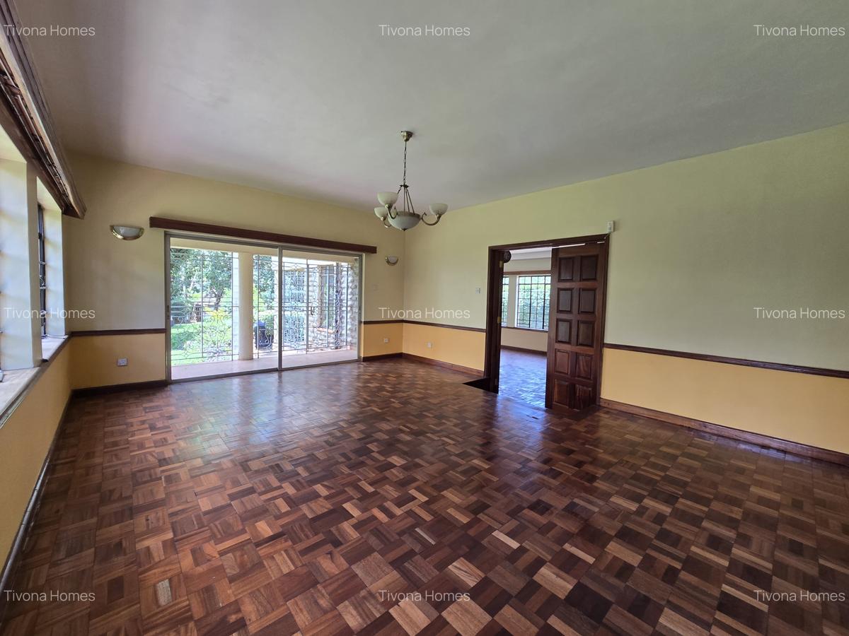 5 Bed House with En Suite in Runda - 17