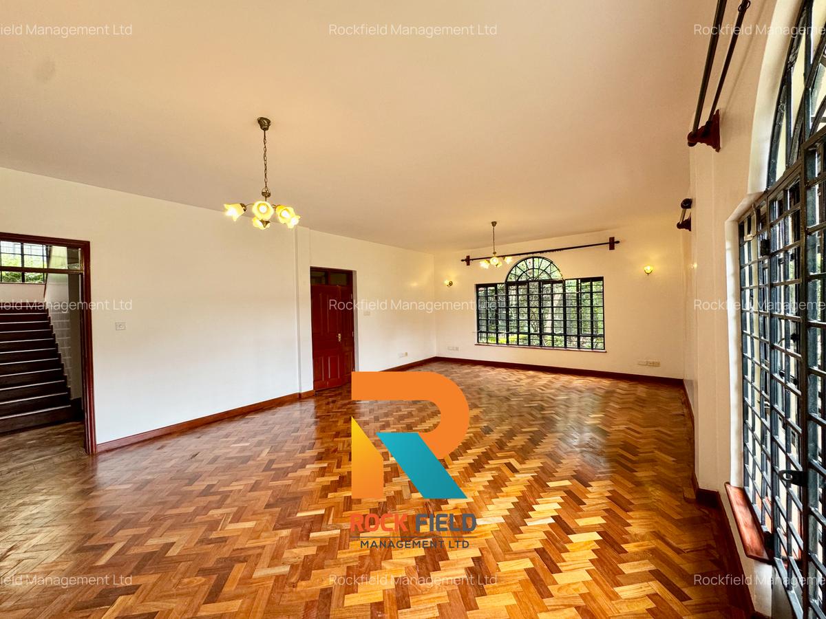 5 Bed Townhouse with En Suite in Kitisuru - 4