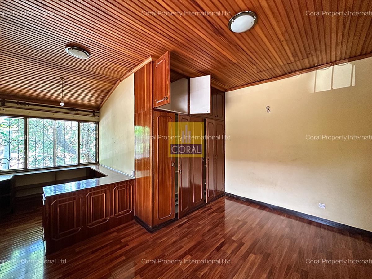 5 Bed House in Kilimani - 7