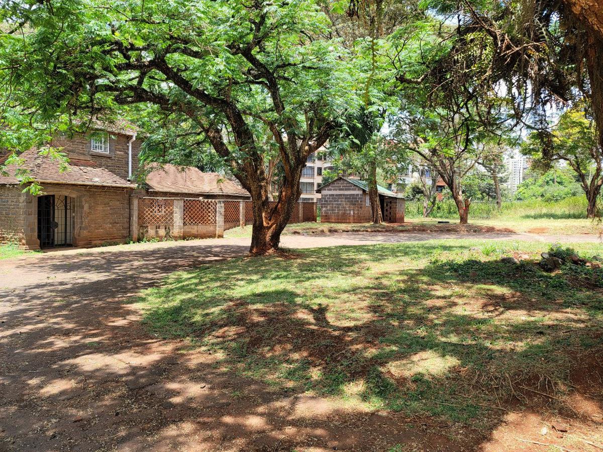 5 ac Land in Kileleshwa - 10