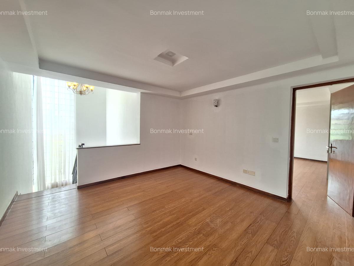 4 Bed Townhouse with En Suite at Kitusuru Ridge - 16