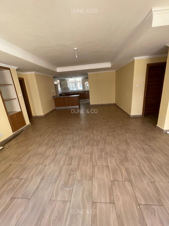3 Bed Apartment with En Suite in Kilimani - 4