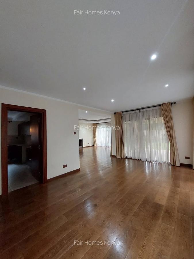 5 Bed Townhouse with En Suite at Convent Drive - 4