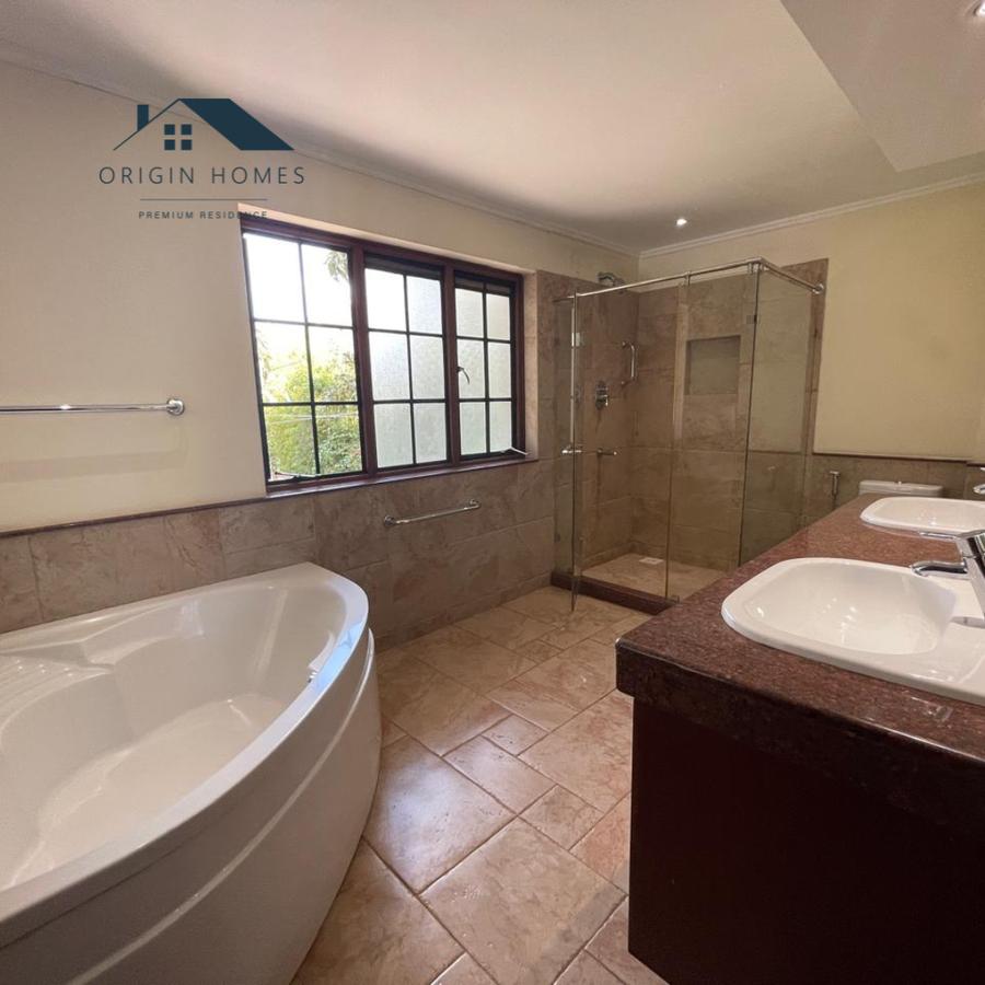 5 Bed Townhouse with En Suite at General Mathenge - 17