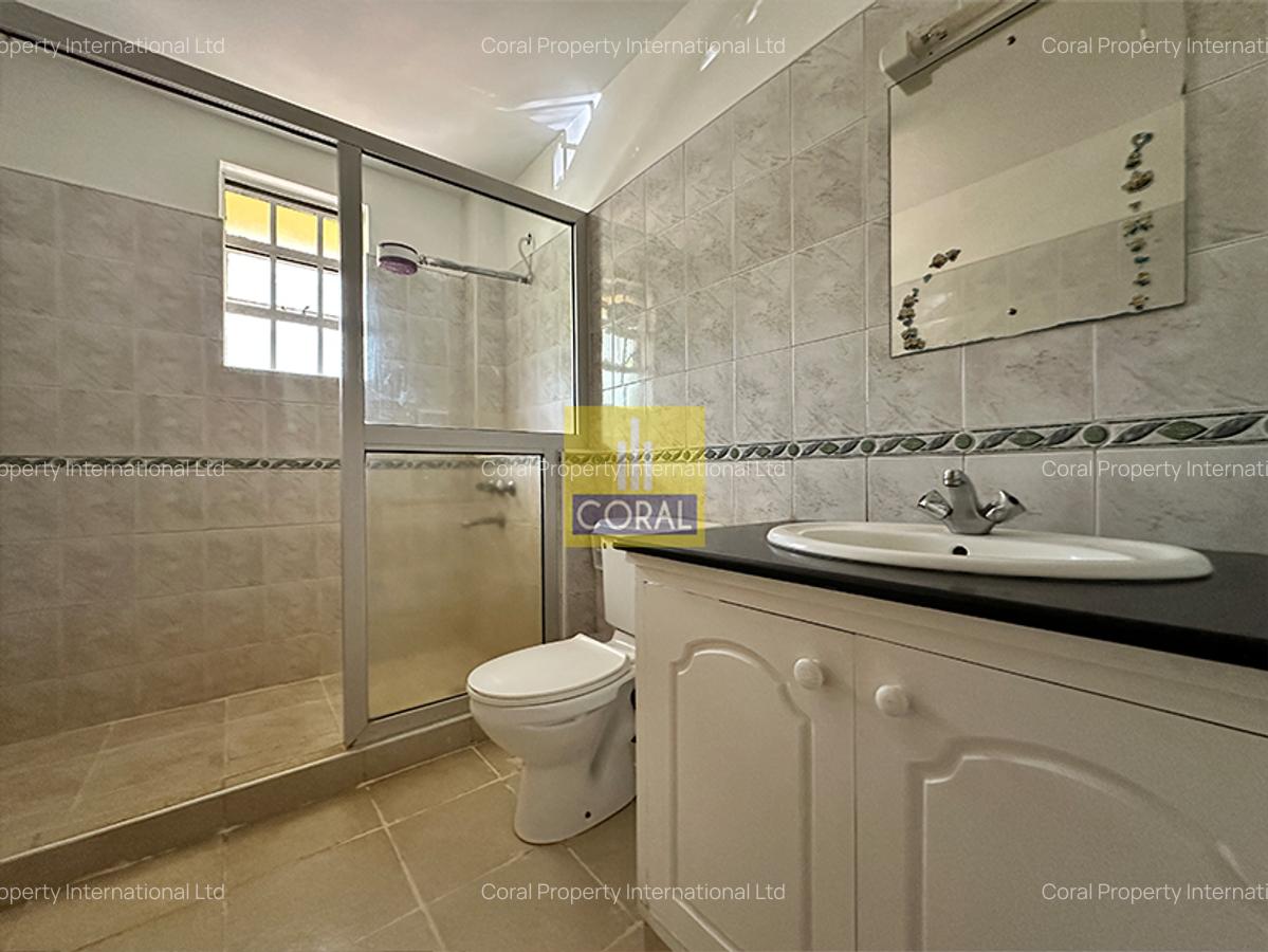 4 Bed Apartment in Westlands Area - 12