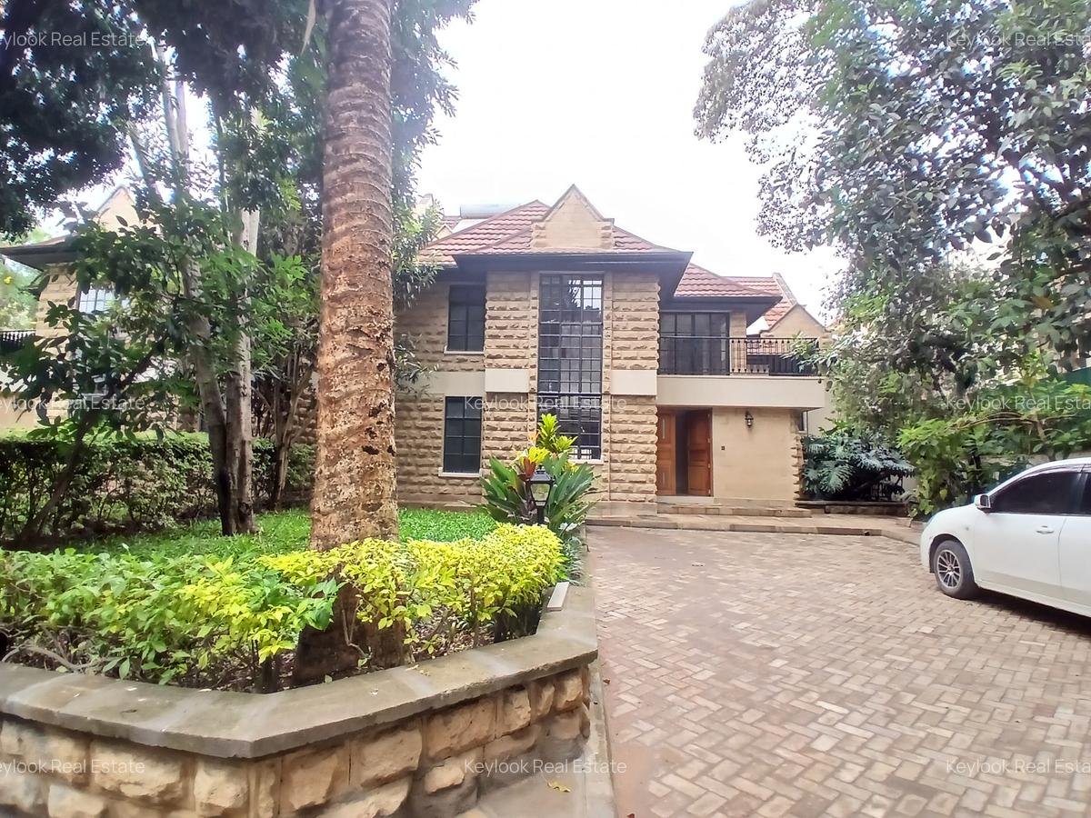 5 Bed Townhouse with En Suite at Lavington Green - 2