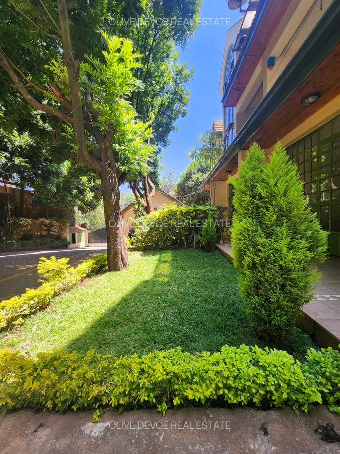 4 Bed Townhouse with En Suite in Lavington - 8