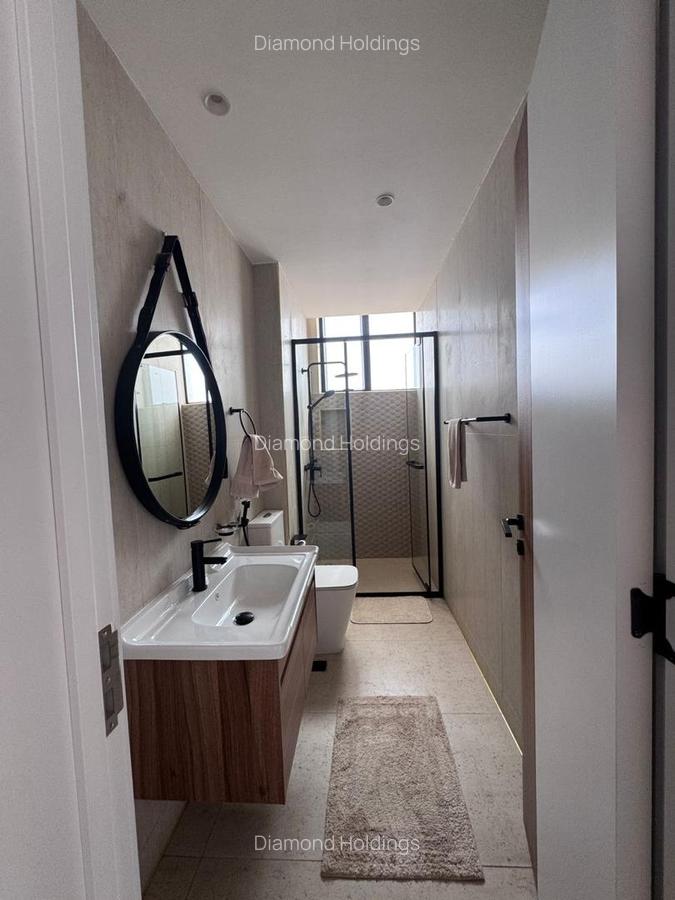 Serviced 3 Bed Apartment with En Suite in Brookside - 6
