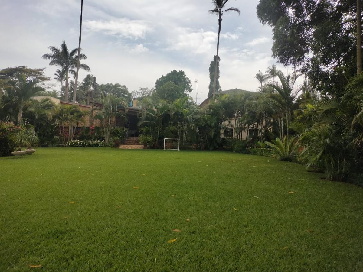 5 Bed Townhouse with Gym at Unfurnished At $4500 Furnished At $5000 Off Peponi Road - 1