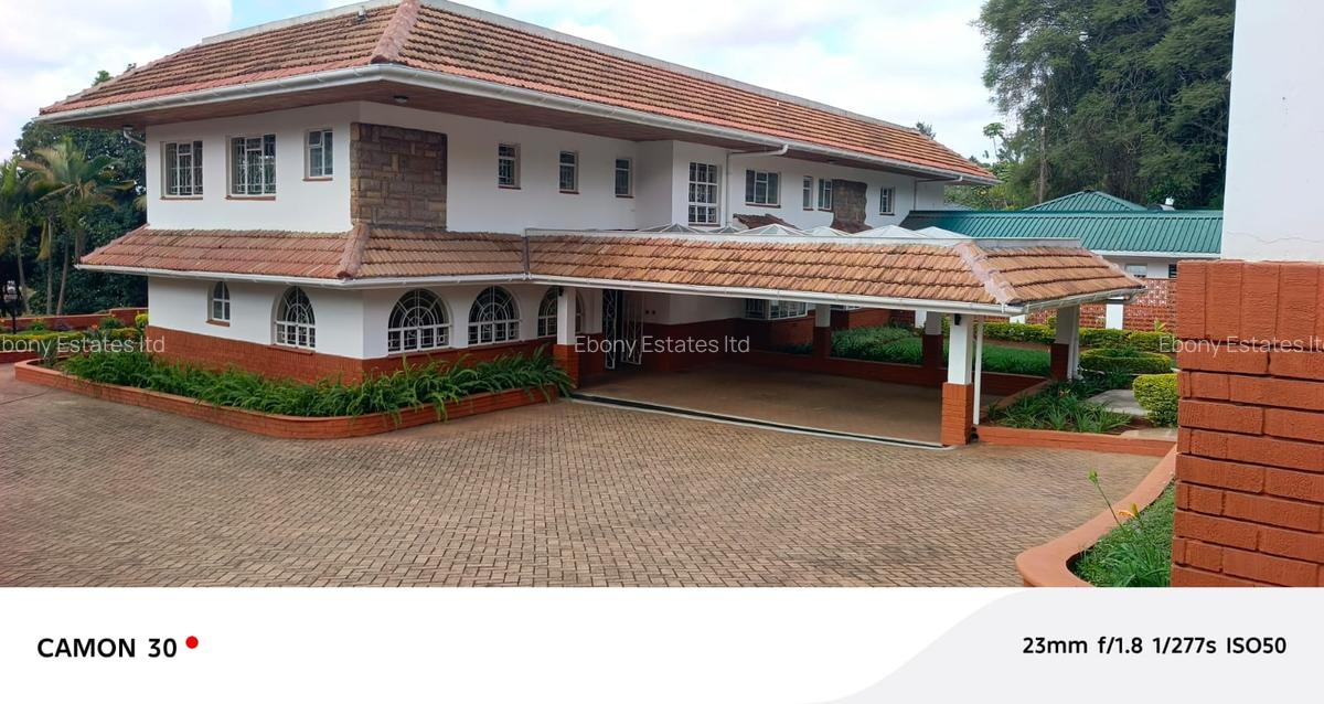 10 Bed Townhouse with En Suite in Lavington - 5