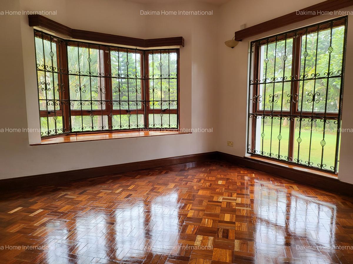 5 Bed Townhouse with En Suite in Runda - 5