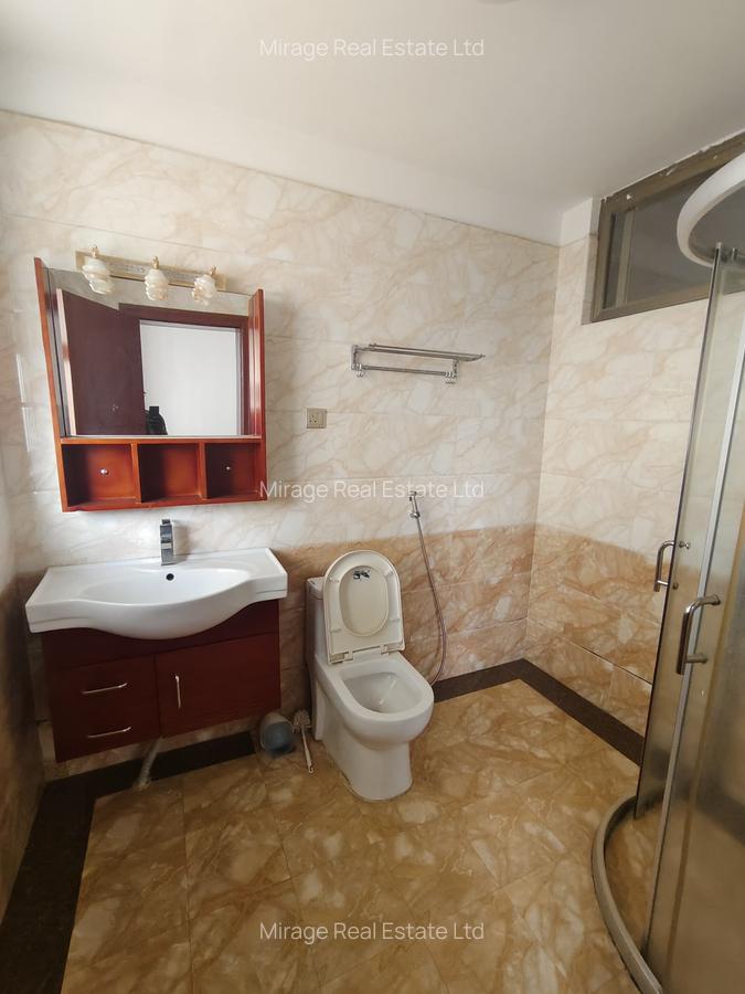 3 Bed Apartment with Swimming Pool in Kilimani - 5