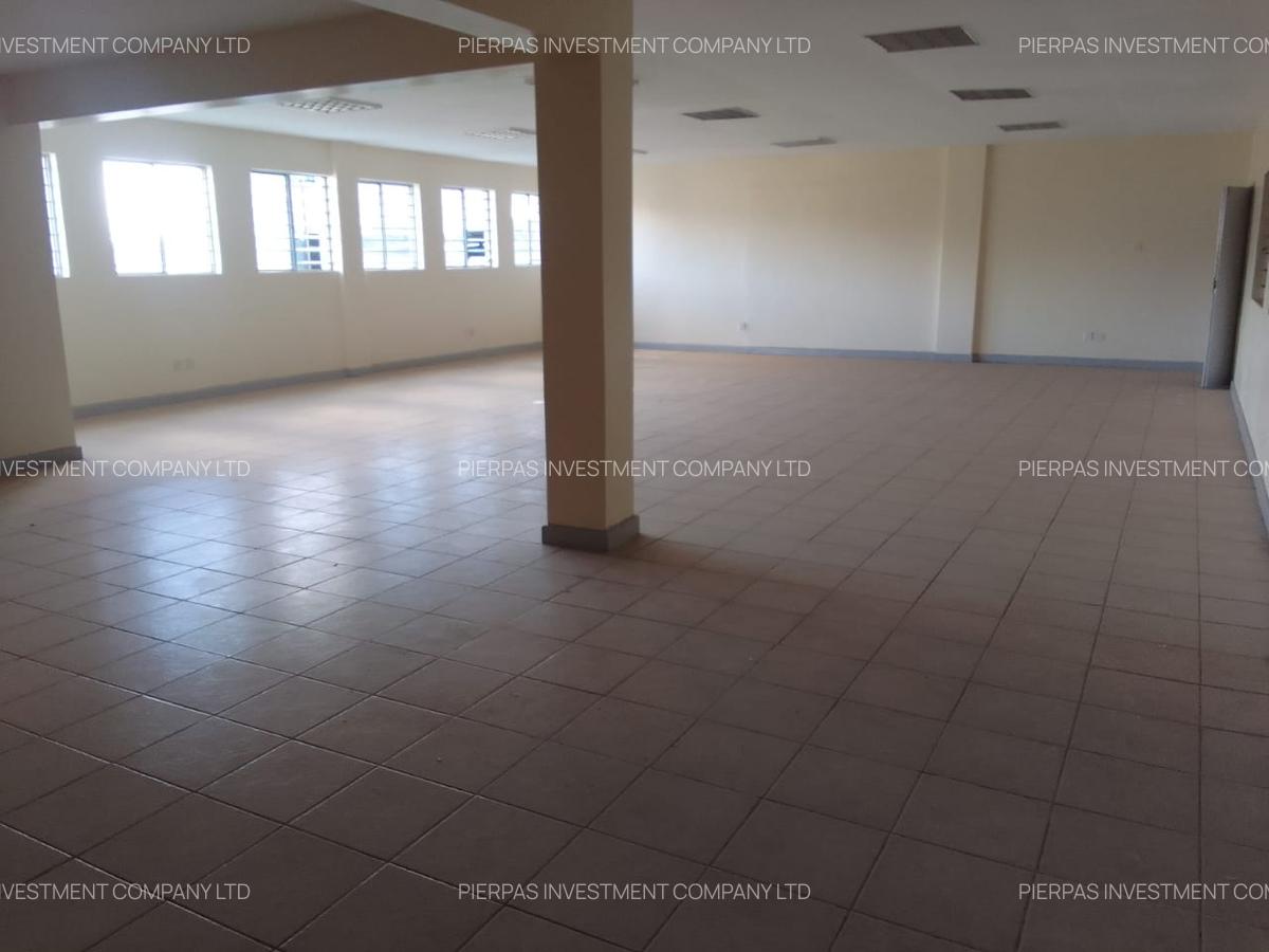 8,500 ft² Warehouse with Service Charge Included in Embakasi - 4