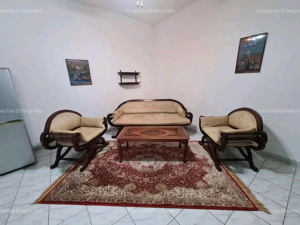 Furnished 1 Bed Apartment with En Suite at 3Rd Avenue Nyali - 3