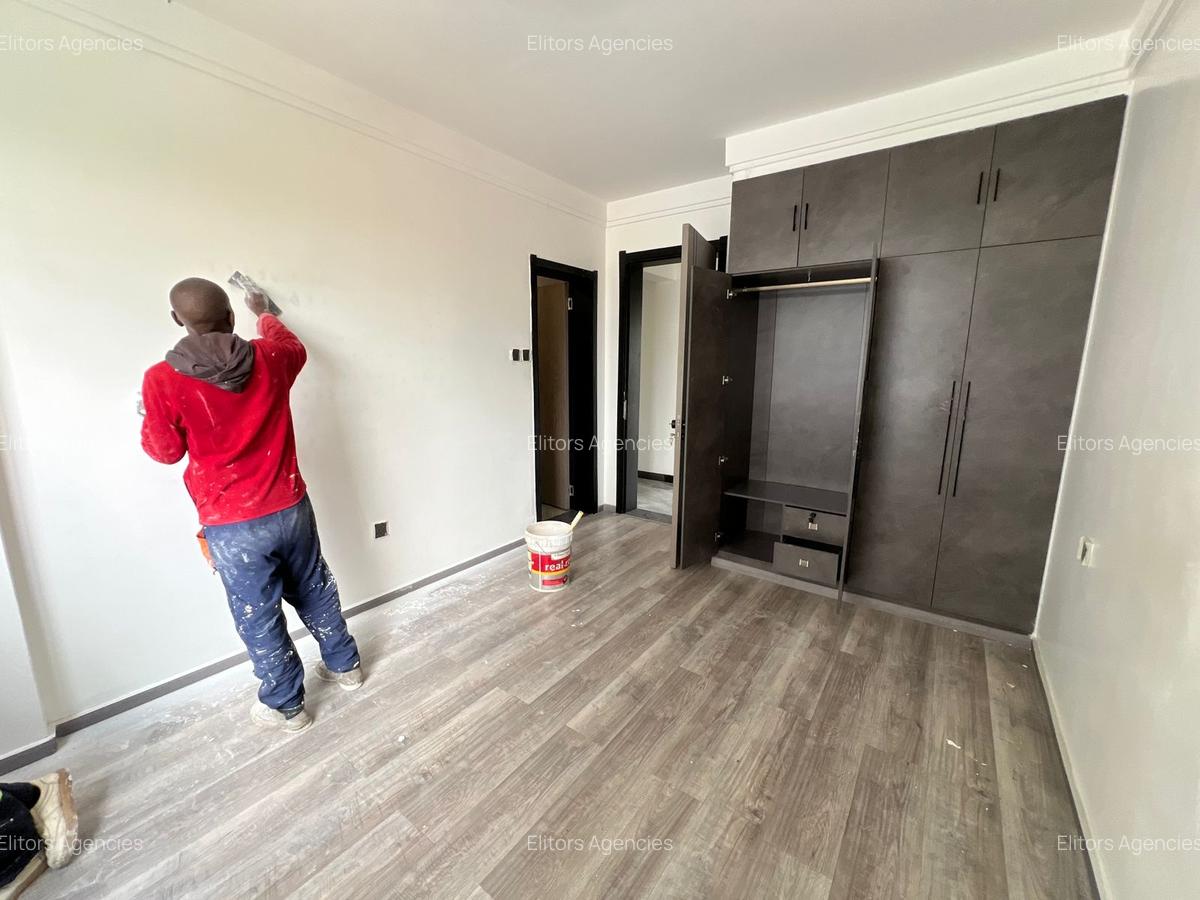 4 Bed Apartment with En Suite at Othaya Road - 18